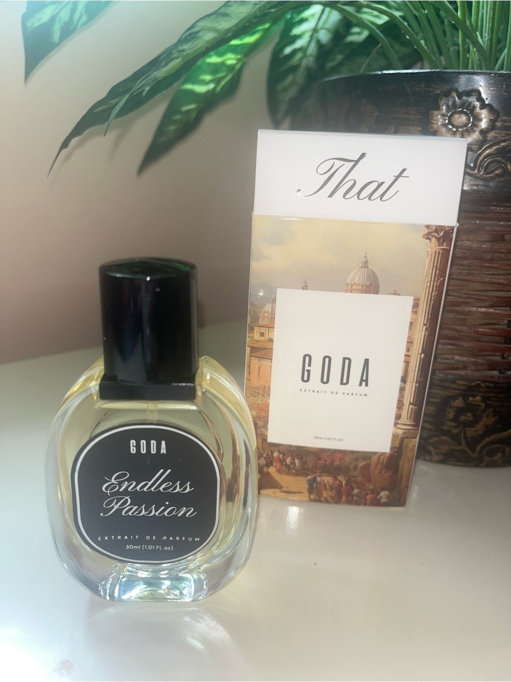 Endless Passion Extrait de Parfum – Clear Bottle with Black Cap
